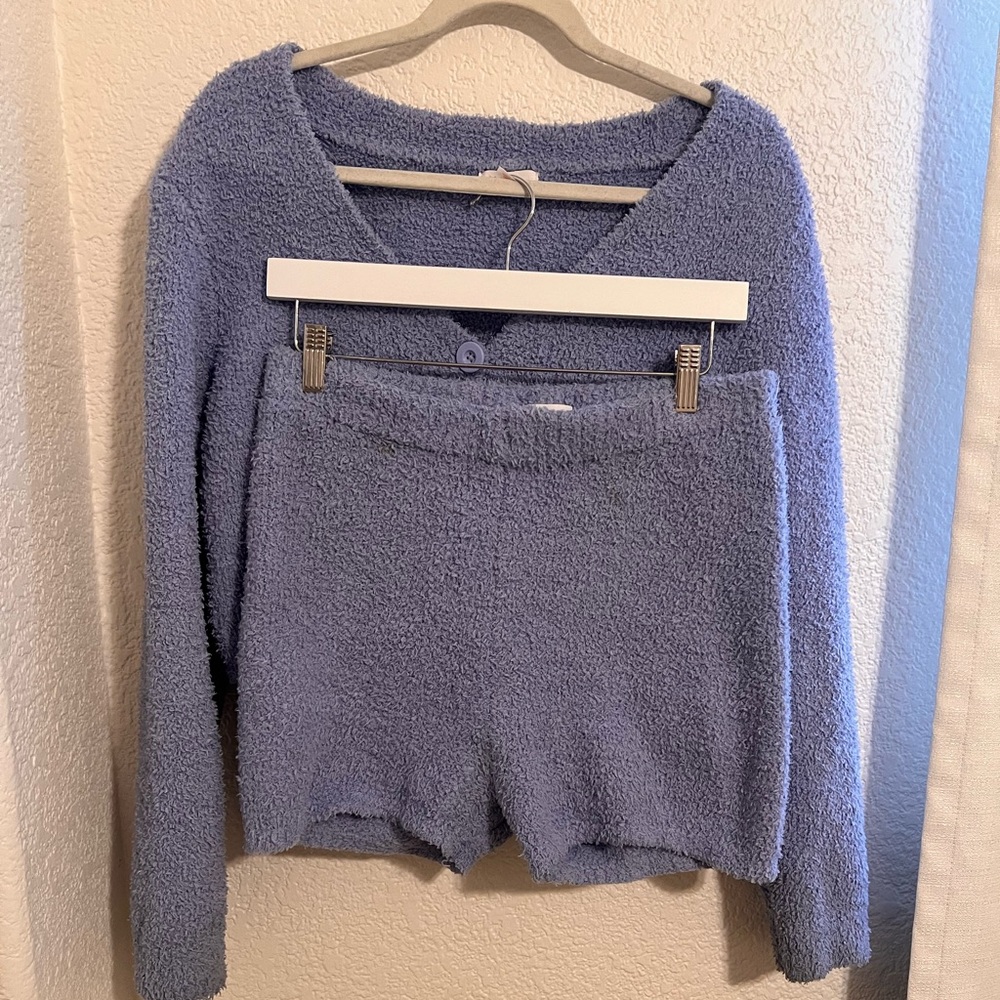 Colsie Comfy Soft Teddy Sweater Set